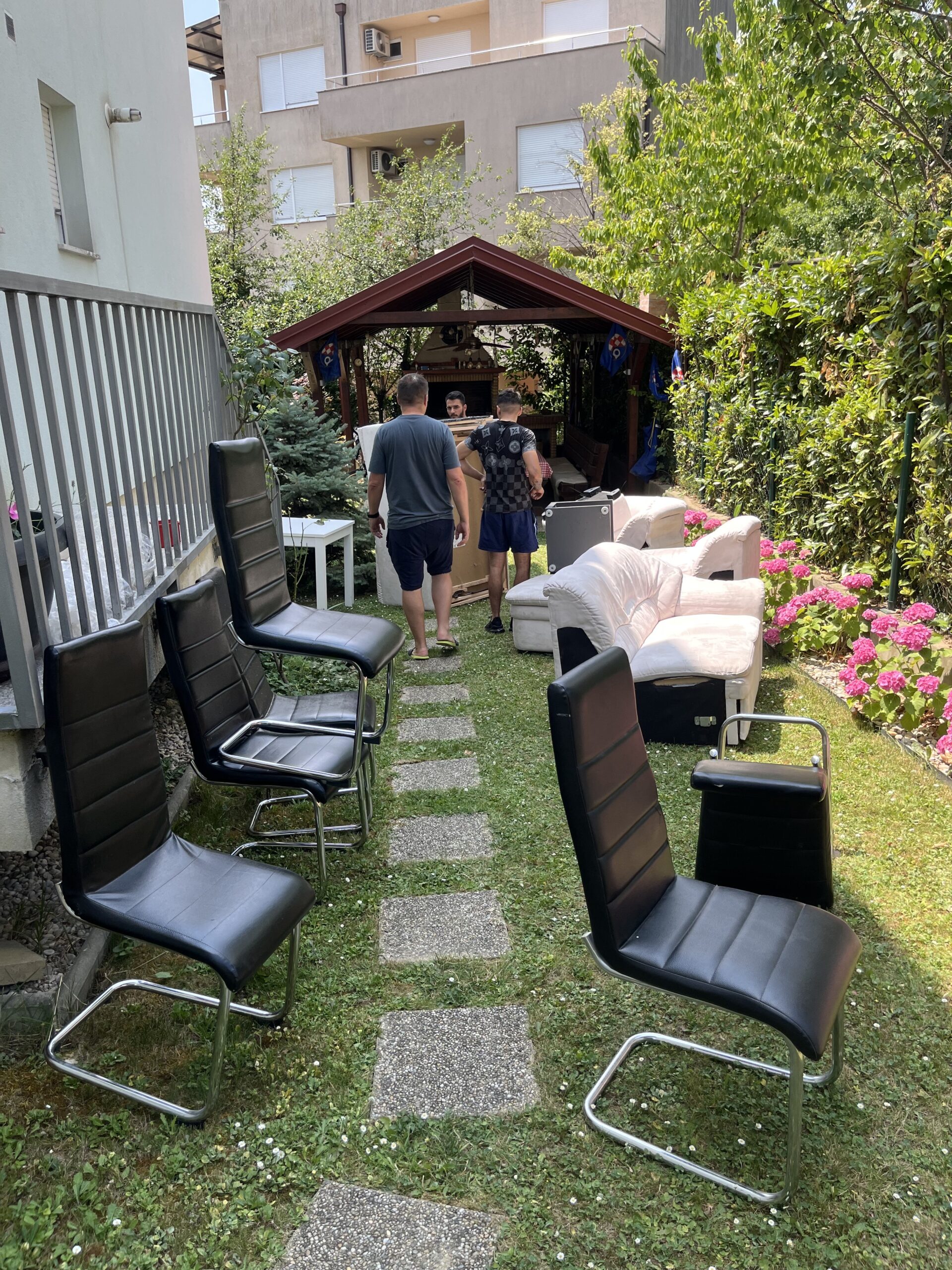 Slika prije ciscenja prostora