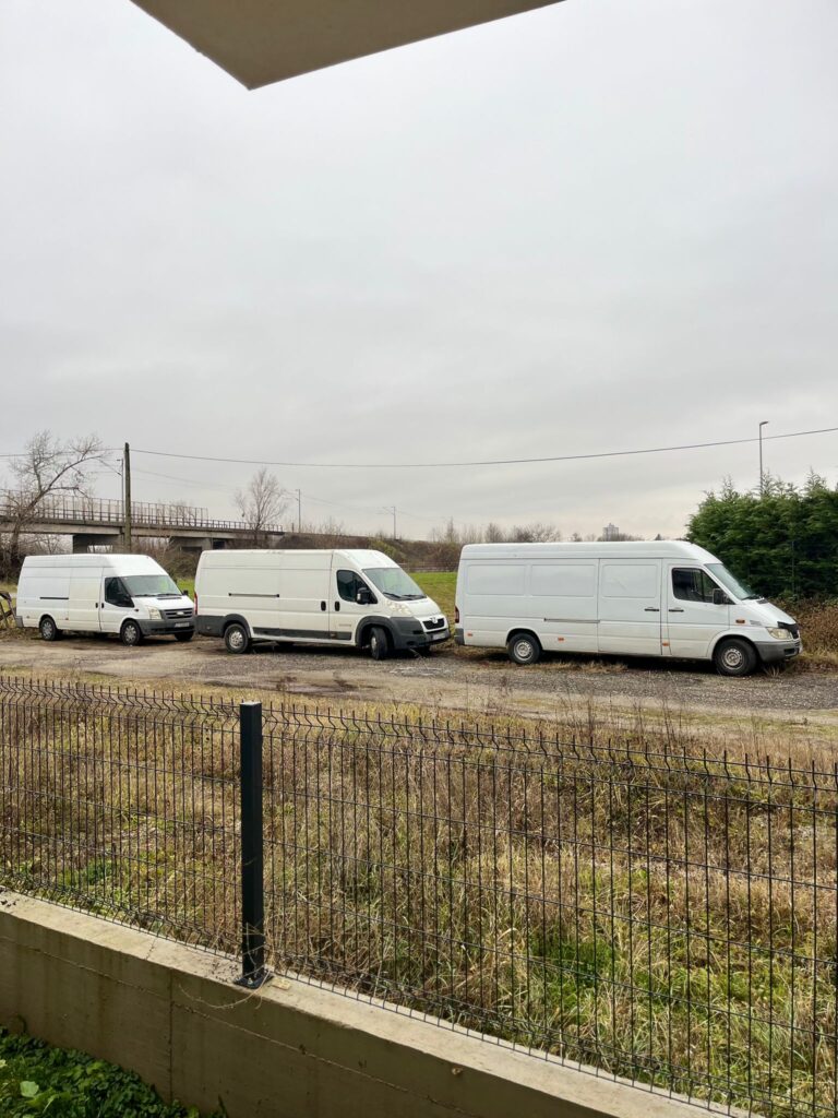 Kombiji koristeni za usluge